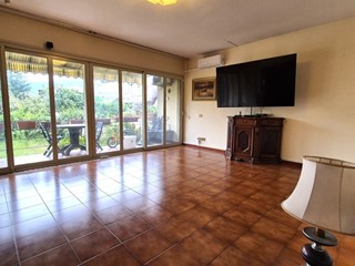 Casa Semi Indipendente in Vendita a Luni, zona Isola, 255'000€, 171 m²