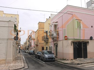 Immobile commerciale in Vendita a Monopoli, 88'000€, 44 m²