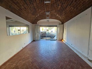 Capannone in Affitto a Fucecchio, 750&euro;, 74 m²