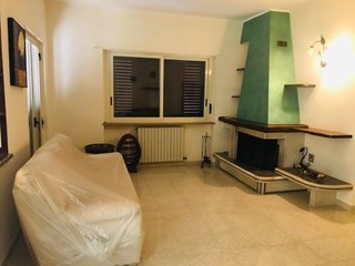 Appartamento in Vendita a Sant'Onofrio, zona Periferia, 94'500€, 225 m², arredato