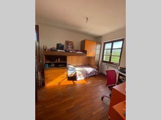 Villa in Vendita a Carrara, zona Fossone, 720'000€, 200 m², arredato