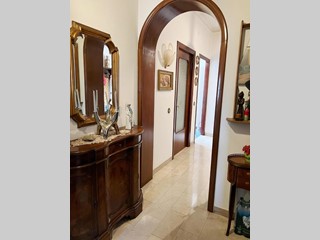 Quadrilocale in Vendita a La Spezia, 155'000€, 100 m²