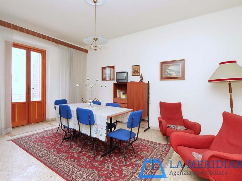 Casa Indipendente in Vendita a Lamporecchio, 130'000€, 350 m²