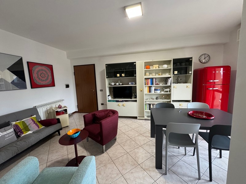 Bilocale in Vendita a Terni, 89'000€, 55 m², arredato