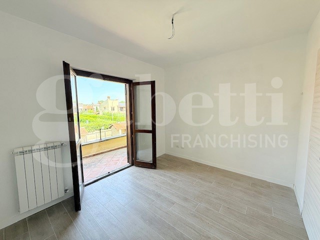 Villetta a schiera in Vendita a Orte, 240'000€, 210 m²