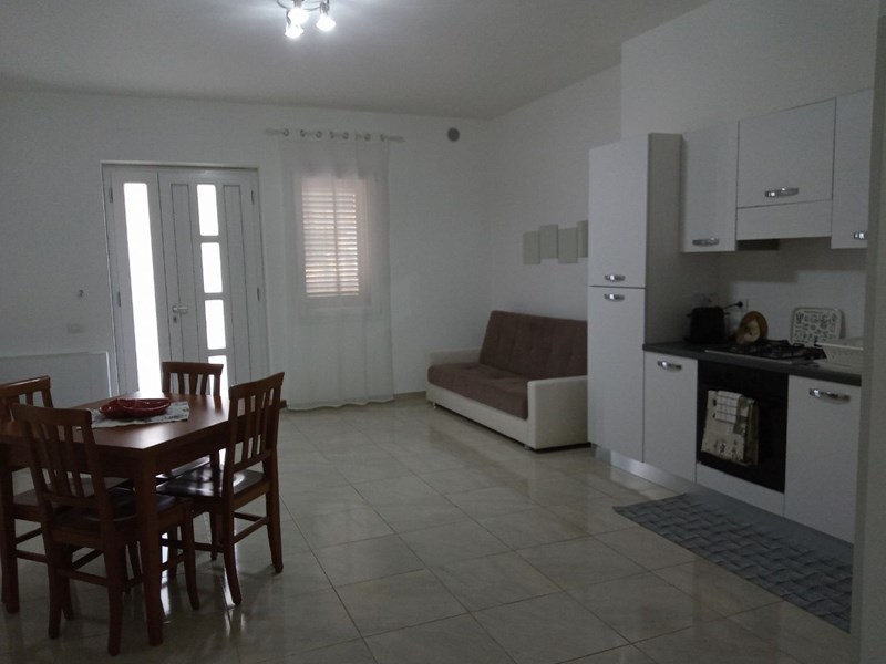 Trilocale in Affitto a San Donato di Lecce, 550€, 80 m², arredato
