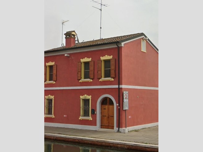 Casa Indipendente in Vendita a Comacchio, zona San Pietro , 299'999€, 150 m²