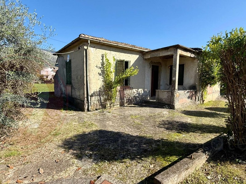 Casa Indipendente in Vendita a Roccasecca, 70'000€, 123 m²