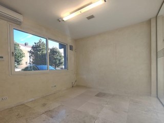 Ufficio in Vendita a Fucecchio, 140'000€, 160 m²