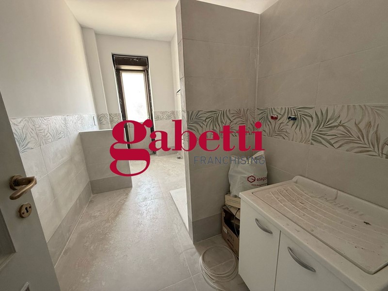 Appartamento in Vendita a San Nicola la Strada, 250'000€, 150 m²