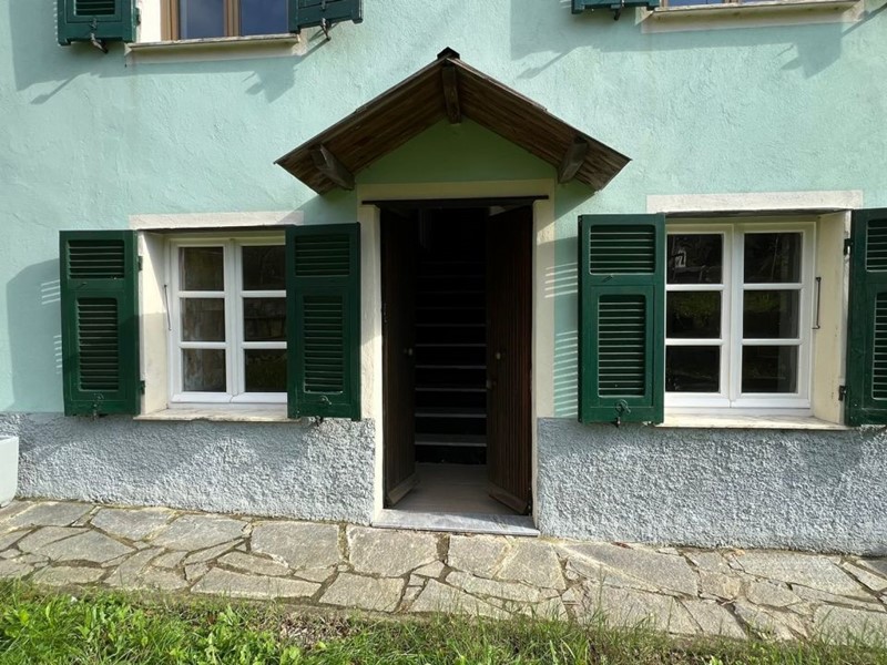 Casa Semi Indipendente in Vendita a Stella, 190'000€, 210 m², con Box