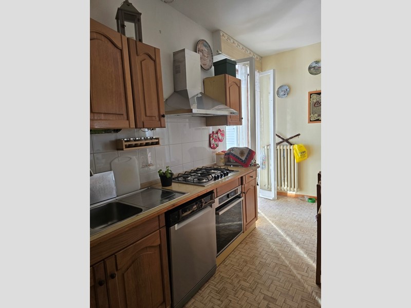 Quadrilocale in Vendita a Castelnuovo Magra, 210'000&euro;, 95 m²