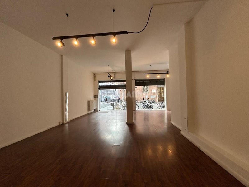 Capannone in Affitto a Modena, 1'400&euro;, 90 m²