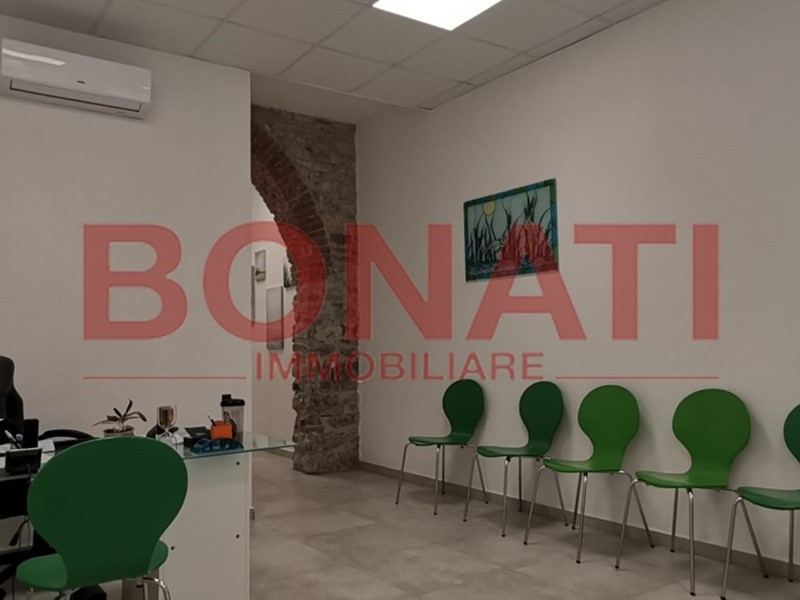 Ufficio in Affitto a La Spezia, zona Periferia Nord Ovest, 300&euro;, 16 m²