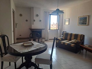 Appartamento in Vendita a Amelia, 83'000€, 97 m², arredato, con Box