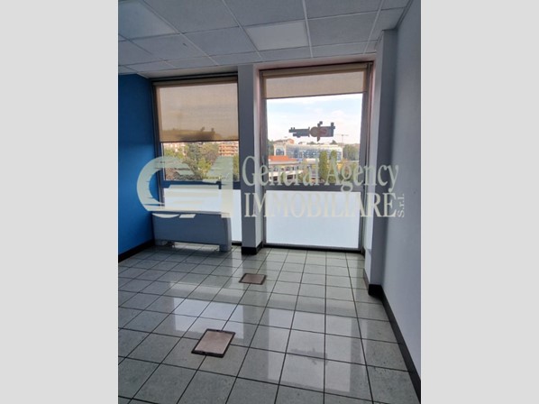 Ufficio in Affitto a Roma, 8'000&euro;, 400 m²