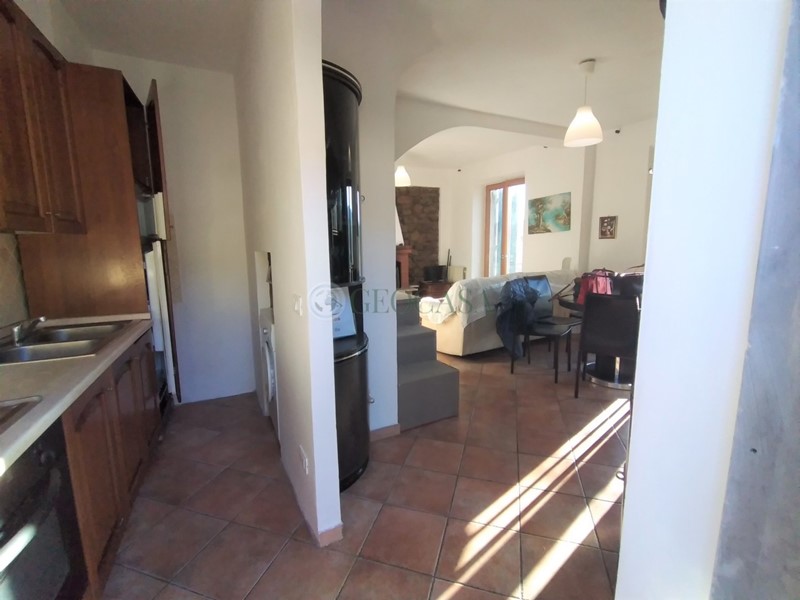 Casa Semi Indipendente in Vendita a La Spezia, zona Periferia EST, 120'000&euro;, 75 m², arredato