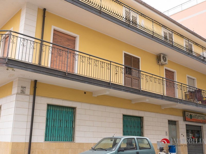 Appartamento in Vendita a Melito di Porto Salvo, 180 m²