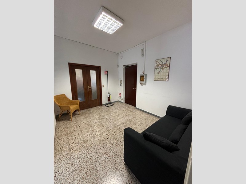 Appartamento in Vendita a Sarzana, 250'000€, 160 m²