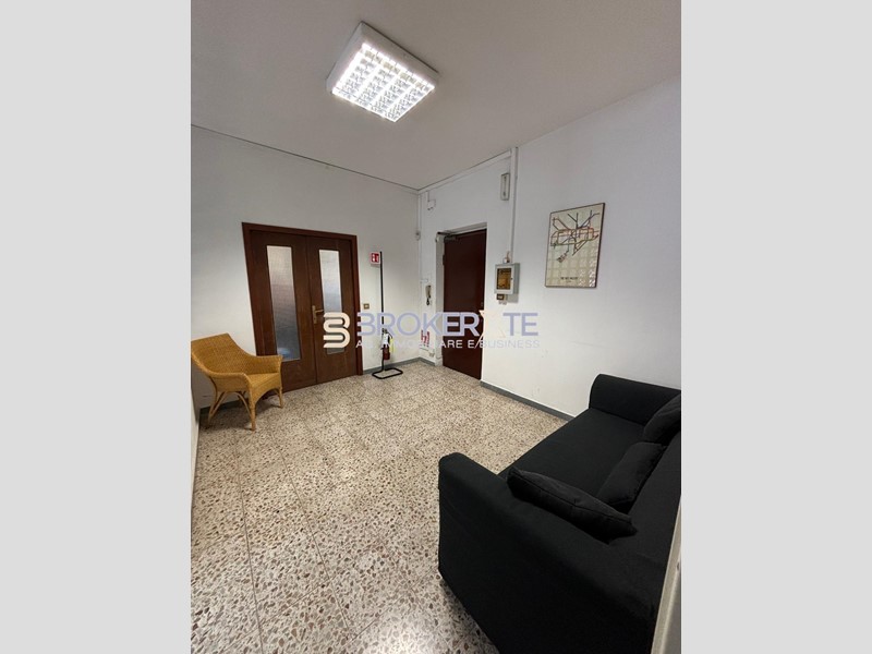 Appartamento in Vendita a Sarzana, 250'000&euro;, 160 m²