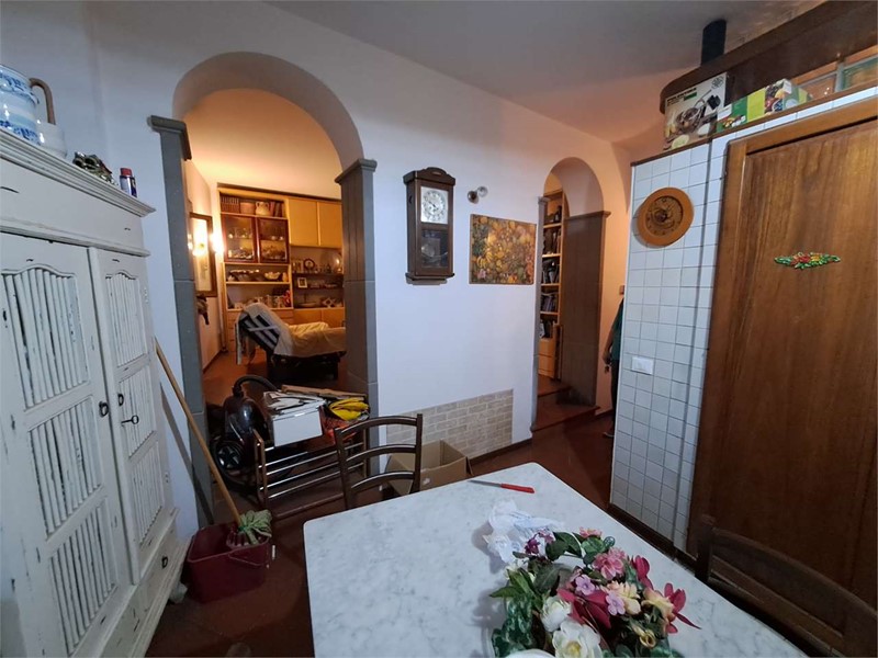 Casa Indipendente in Vendita a Empoli, 250'000€, 200 m²