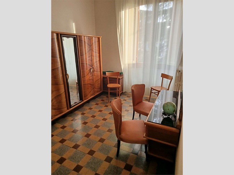 Casa Indipendente in Vendita a Empoli, 490'000€, 345 m², arredato, con Box