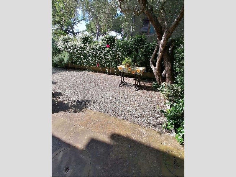 Casa Indipendente in Vendita a Lastra a Signa, zona Porto di Mezzo, 380'000€, 145 m²