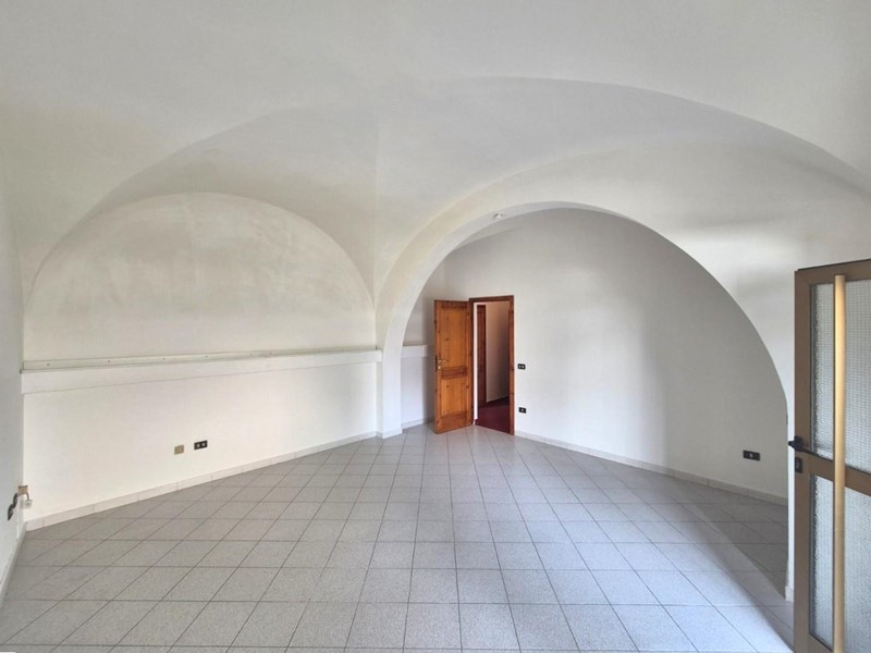 Ufficio in Affitto a Santa Croce sull'Arno, 550€, 60 m²