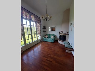 Casa Semi Indipendente in Vendita a Castelfranco di Sotto, 305'000€, 230 m²