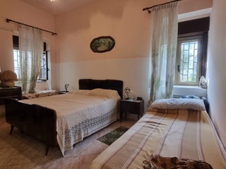 Casa Indipendente in Vendita a Mazzarrà Sant'Andrea, 120'000€, 357 m²