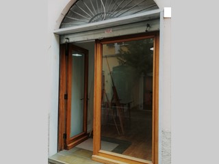 Immobile commerciale in Vendita a Sarzana, 125'000€, 54 m²