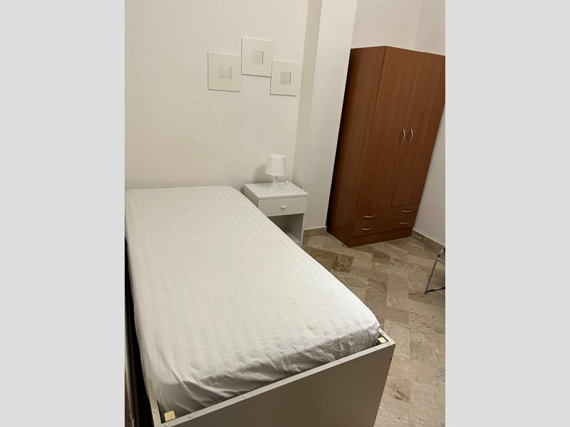 Stanza in Affitto a Matera, zona centro , 240€, 15 m², arredato