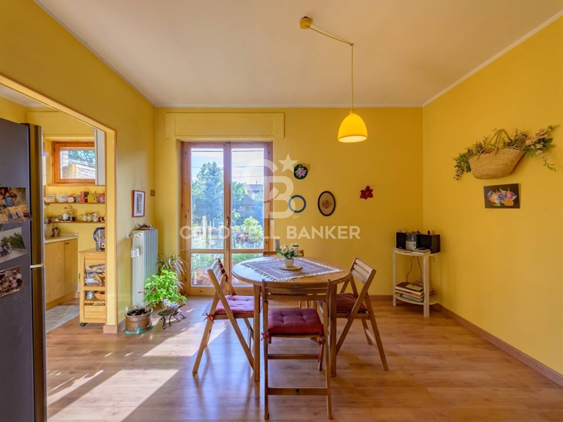 Appartamento in Vendita a Gubbio, 145'000€, 130 m², arredato