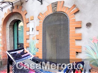 Trilocale in Vendita a Rocca di Papa, zona Campi + Centro Fortezza, 55'000€, 68 m²