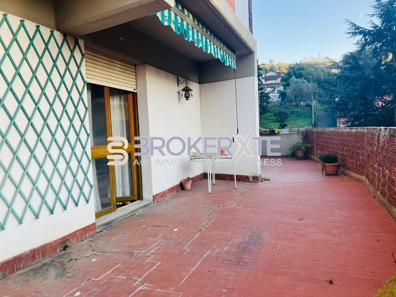 Appartamento in Vendita a Carrara, 227'000&euro;, 140 m²