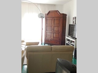 Appartamento in Vendita a Carrara, zona Marina di Carrara, 260'000€, 120 m²