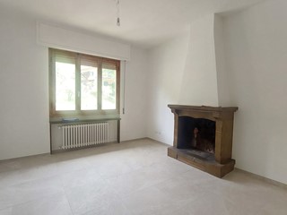 Quadrilocale in Vendita a San Godenzo, zona San Godenzo, 133'000€, 85 m², con Box