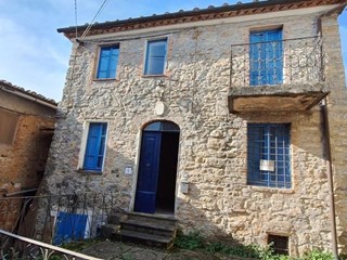 Casa Indipendente in Vendita a Pescaglia, zona Loppeglia, 58'000€, 60 m²