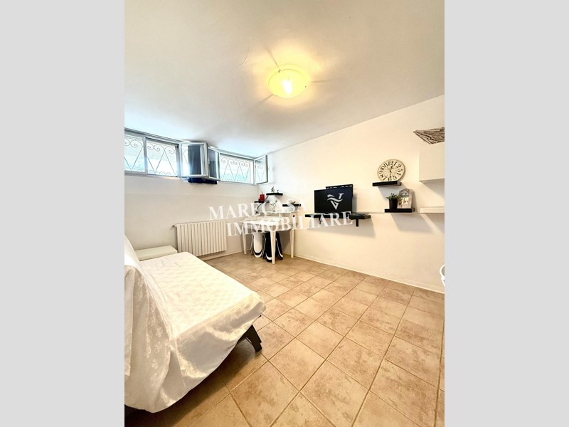Trilocale in Vendita a Ameglia, zona Fiumaretta, 176'000€, 86 m²