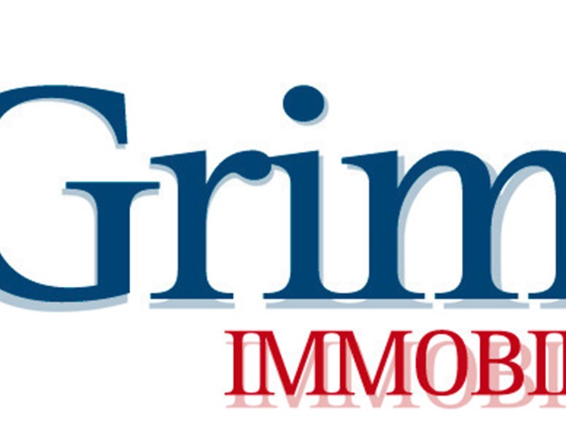 Capannone in Vendita a Foligno, 850'000€, 900 m²