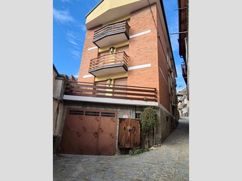 Trilocale in Vendita a Fenestrelle, 41'000€, 65 m²