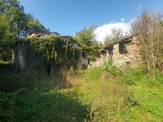 Casa Indipendente in Vendita a Zocca, 138'000€, 1500 m²