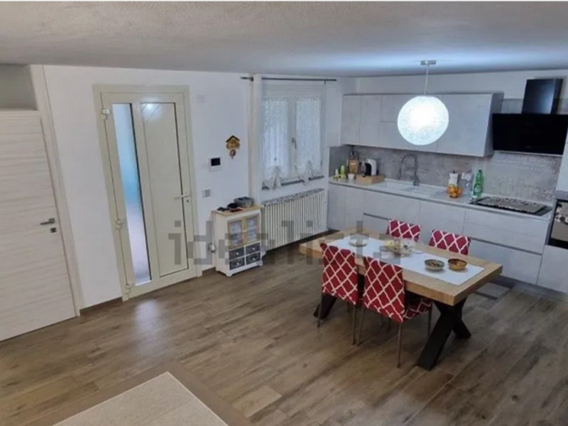 Quadrilocale in Vendita a Savignano sul Rubicone, zona Capanni, 310'000€, 132 m², con Box