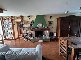 Casa Semi Indipendente in Vendita a Morlupo, 320'000&euro;, 210 m²