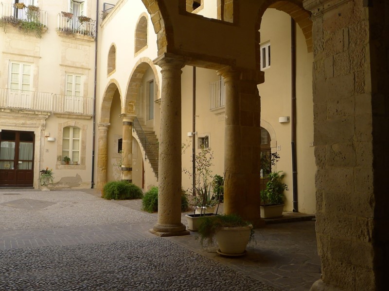 Appartamento in Vendita a Siracusa, 980'000&euro;, 240 m²