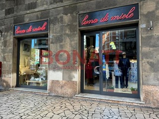 Attività commerciale in Vendita a La Spezia, zona Centro, 40'000€, 60 m², arredato