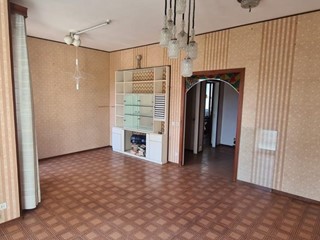 Appartamento in Vendita a Livorno, 240'000€, 130 m²