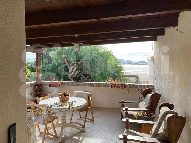 Casa Indipendente in Vendita a Battipaglia, 280'000€, 200 m²