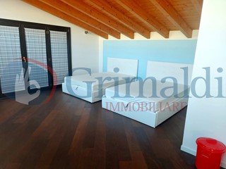 Attico in Vendita a Lissone, 595'000€, 172 m²