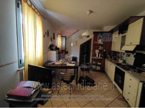 Casa Semi Indipendente in Vendita a Saludecio, 62'719€, 112 m², con Box